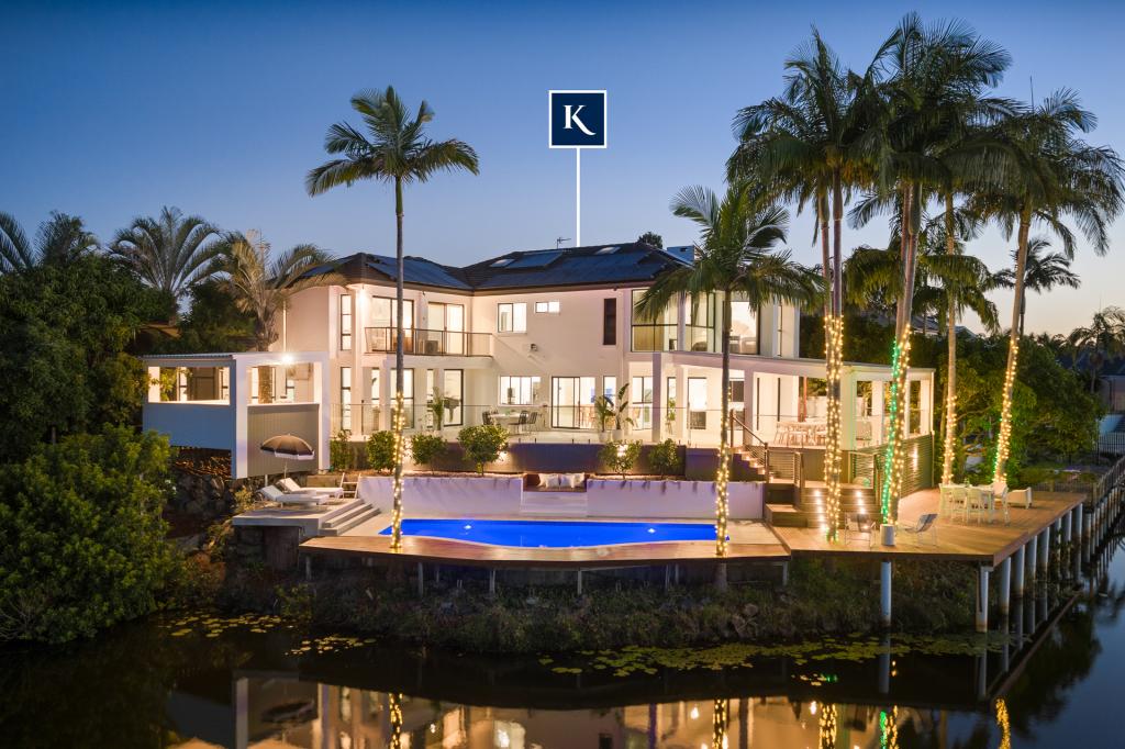 48 Clipper Bvd, Clear Island Waters, QLD 4226