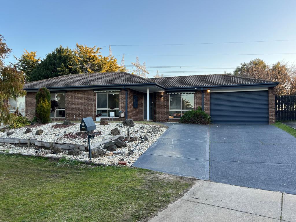 5 Tamworth Ct, Cranbourne, VIC 3977