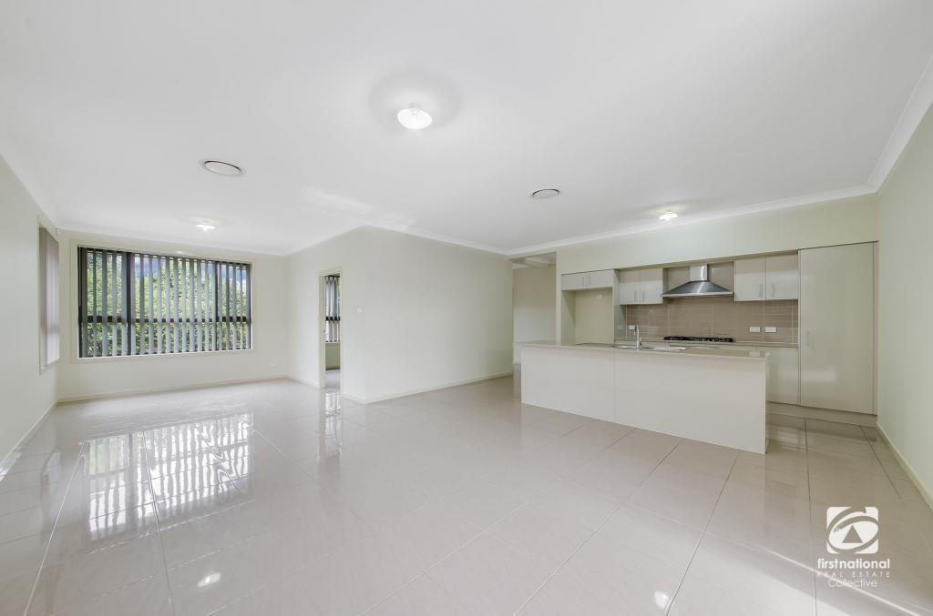 33A DUCROS ST, ORAN PARK, NSW 2570