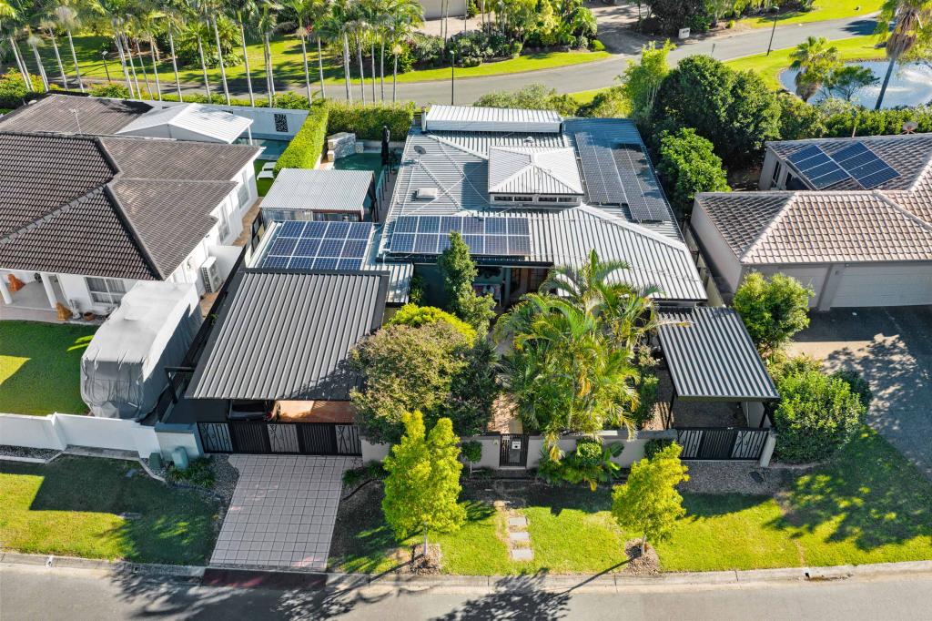 129 Santa Cruz Bvd, Clear Island Waters, QLD 4226