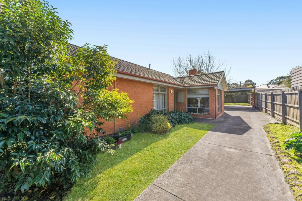 135 Kanooka Rd, Boronia, VIC 3155