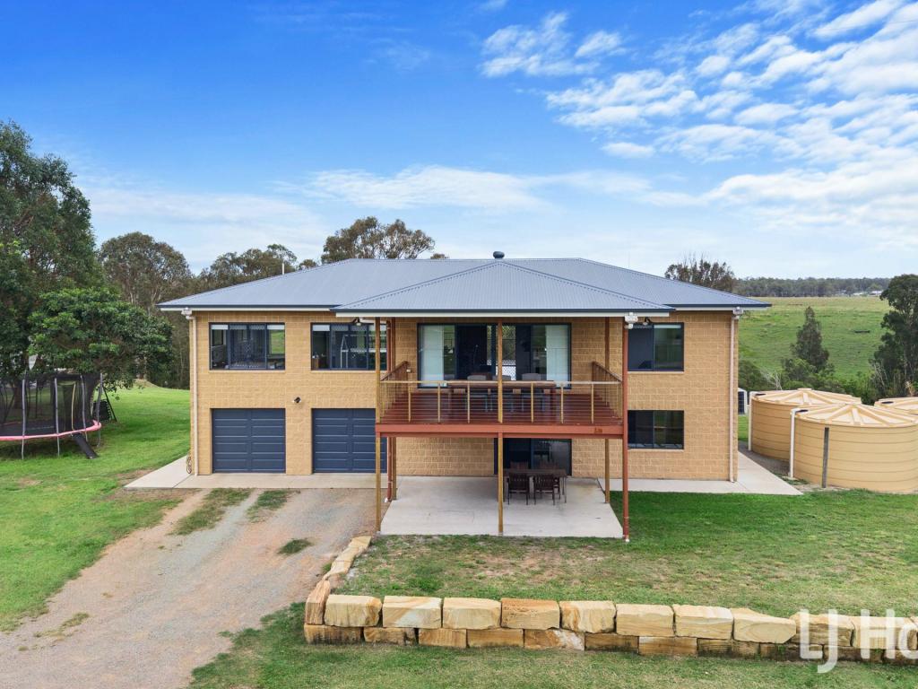 111 Findlay Rd, Grahams Creek, QLD 4650