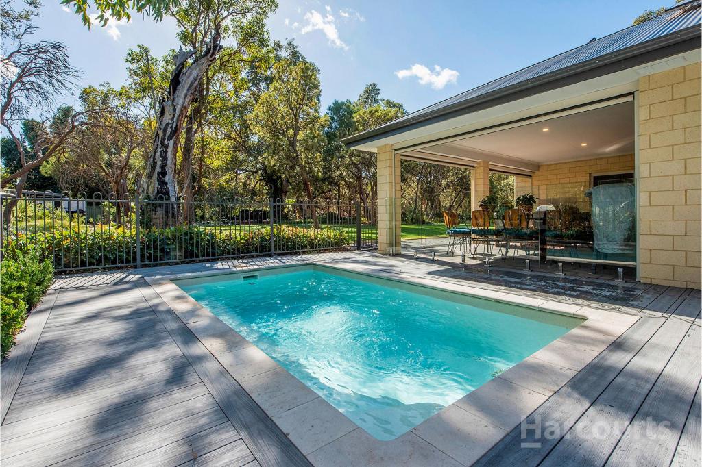 208 Gordon Rd, Parklands, WA 6180