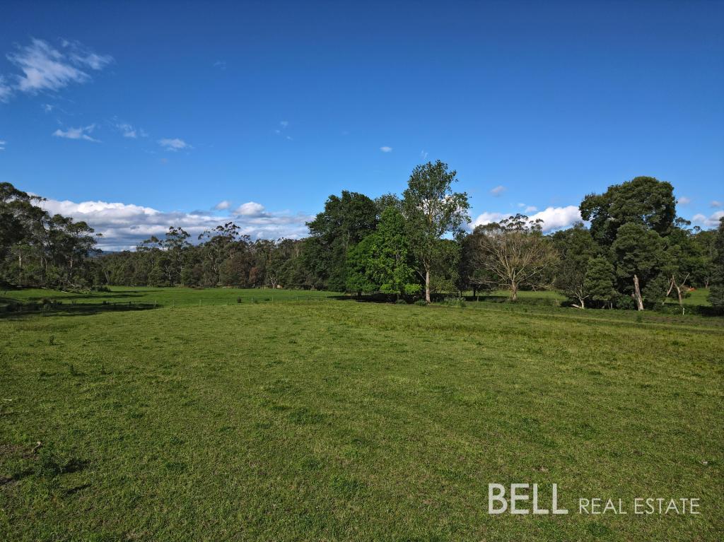 640 EVANS RD, COCKATOO, VIC 3781