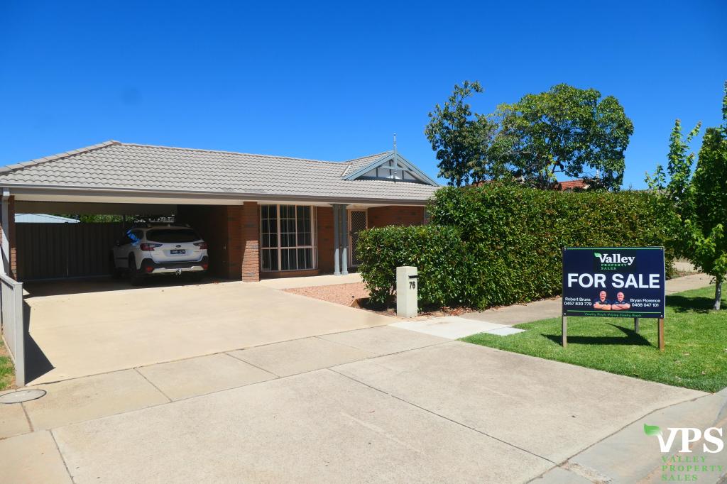 76 Kialla Lakes Dr, Kialla, VIC 3631