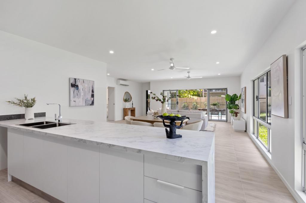 3/2 St Crispins Ave, Port Douglas, QLD 4877