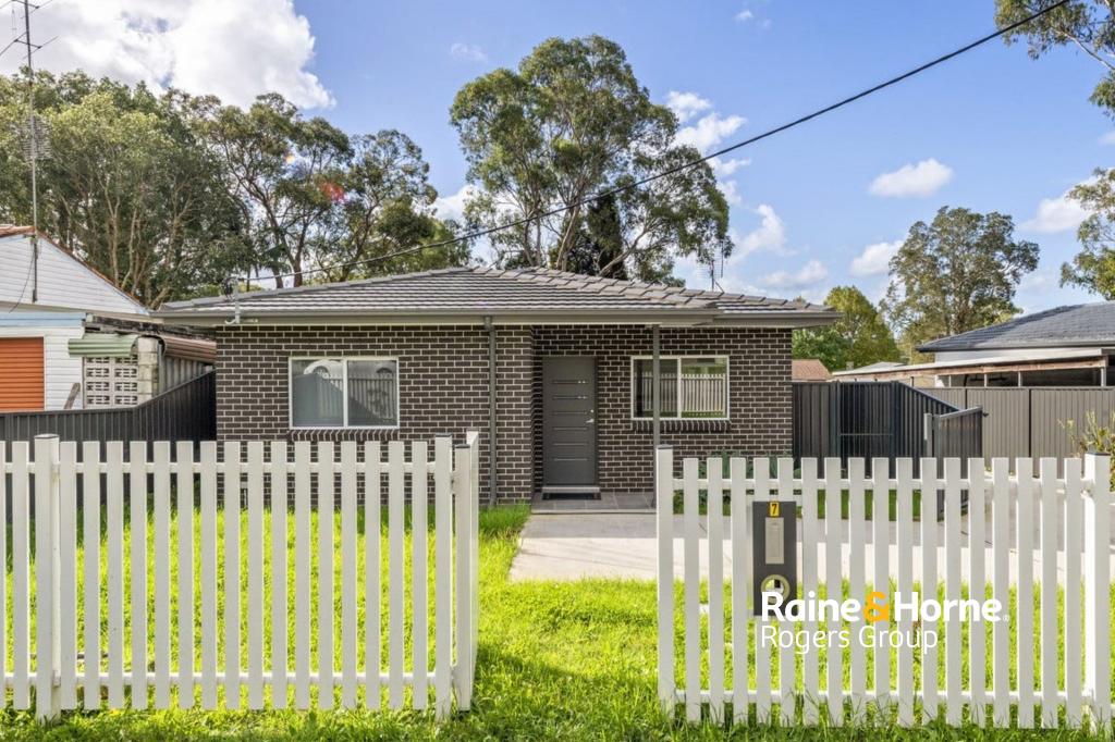 7 Norah Ave, Charmhaven, NSW 2263