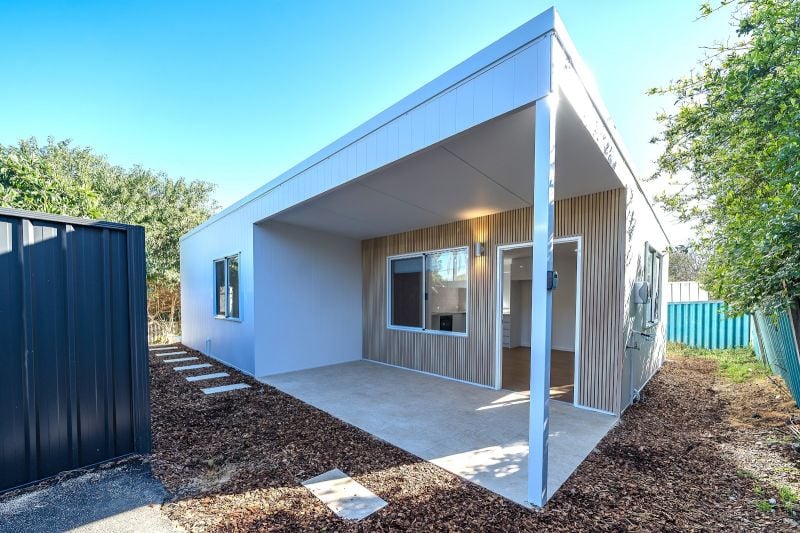 A/56 WYEREE RD, MANDURAH, WA 6210