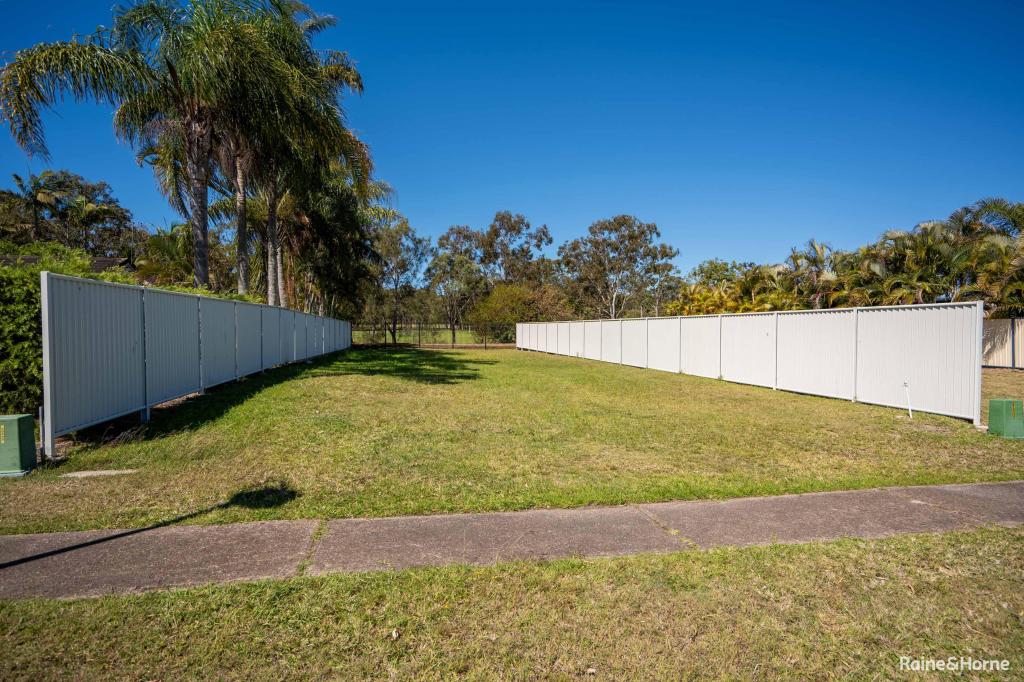 17b Kookaburra Dr, Eli Waters, QLD 4655