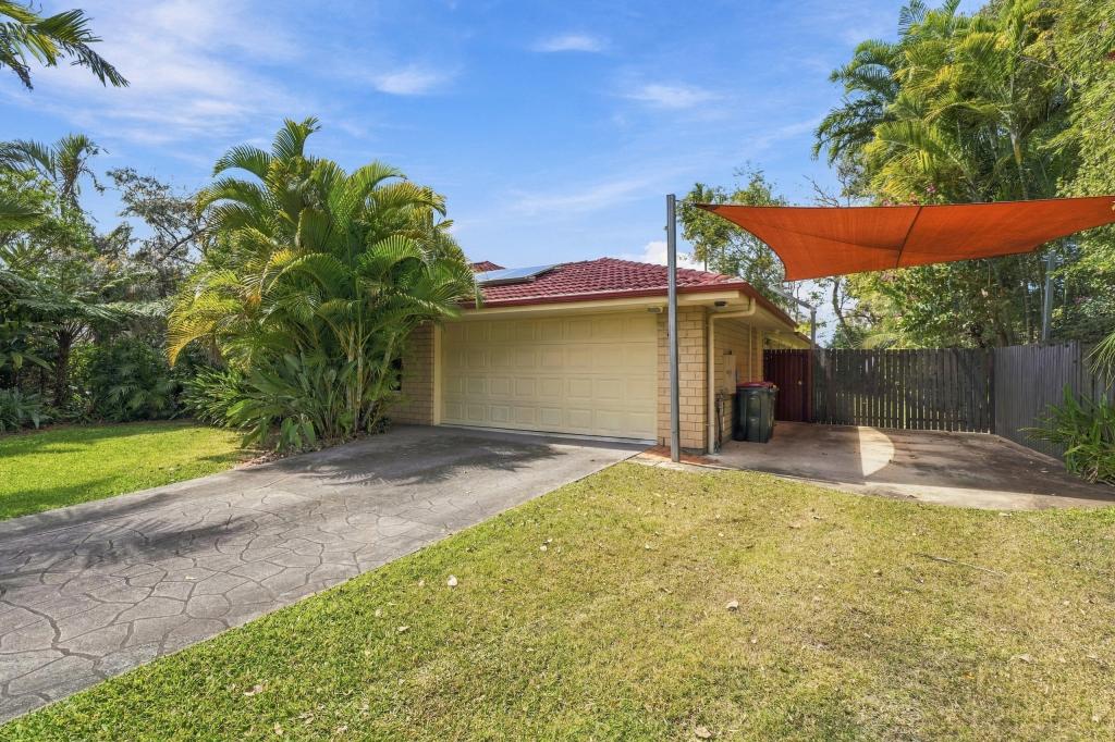 4 Aqualine Dr, Point Vernon, QLD 4655
