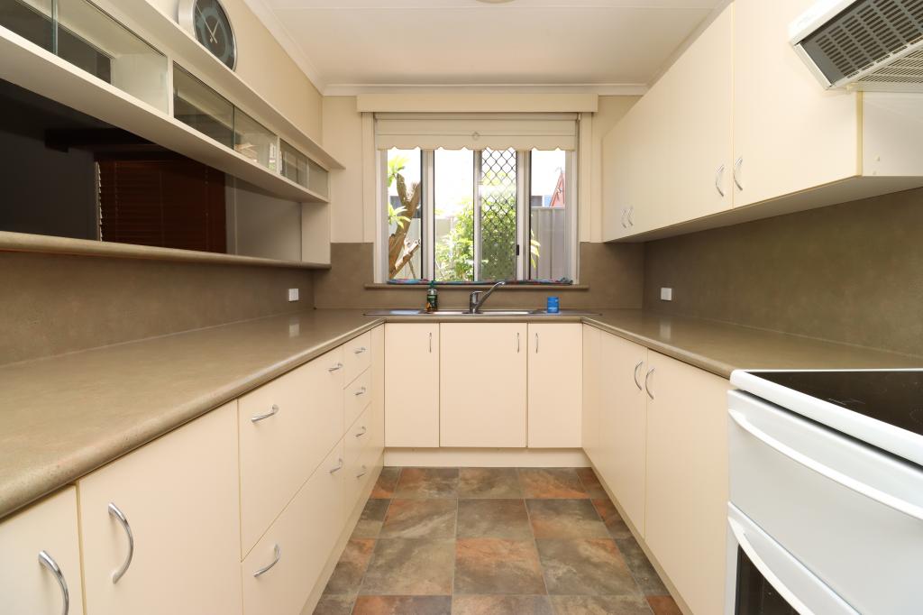 2 Kennedy St, Soldiers Hill, QLD 4825