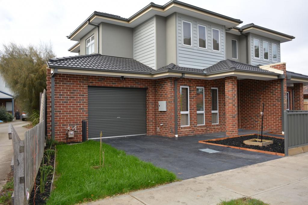 1/10 Emily St, St Albans, VIC 3021