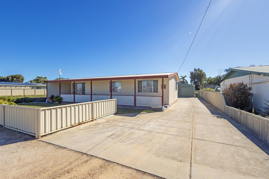 22 Lesueur Dr, Jurien Bay, WA 6516
