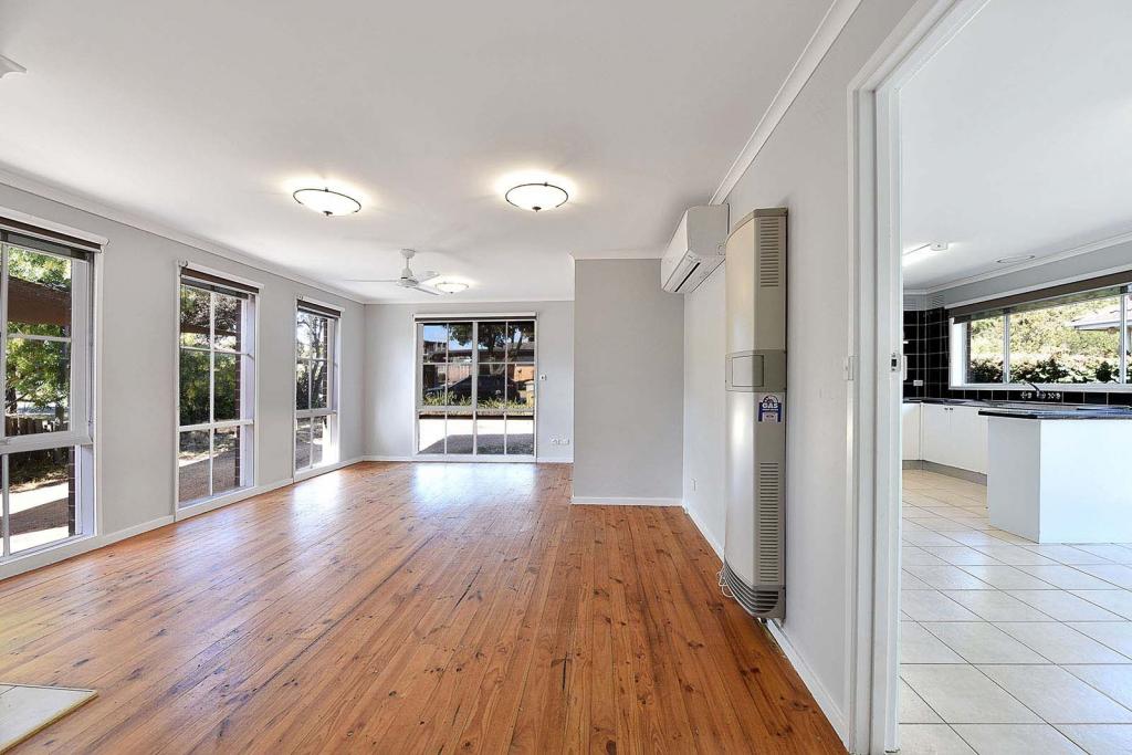 50 Heysen Dr, Sunbury, VIC 3429