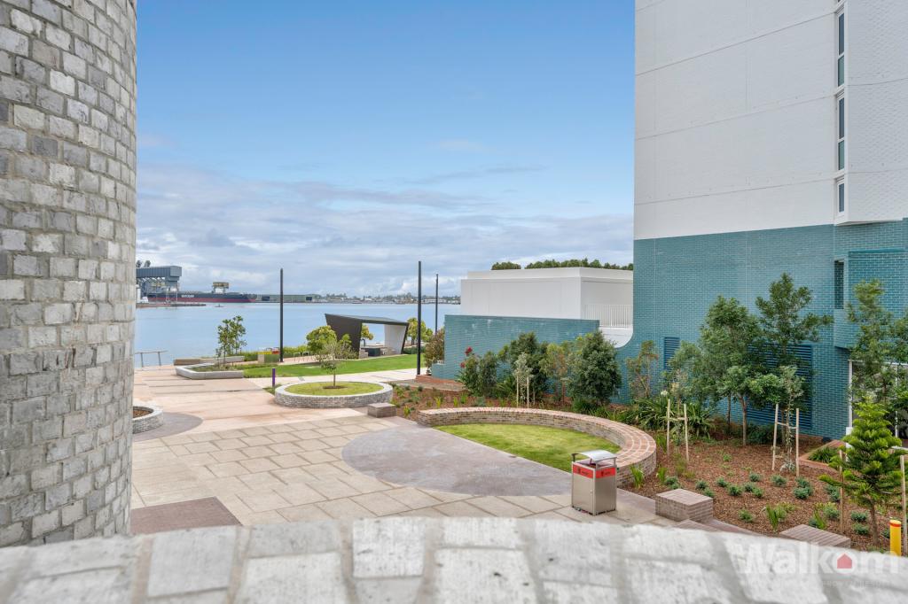 102/29 Honeysuckle Dr, Newcastle, NSW 2300