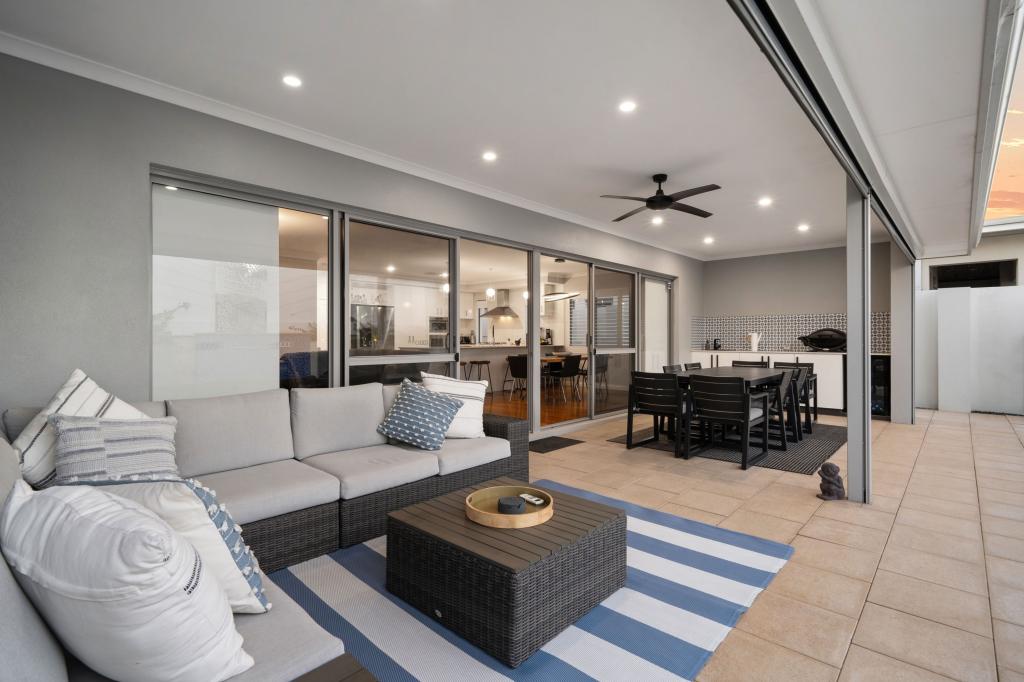 47 Breaksea Dr, North Coogee, WA 6163