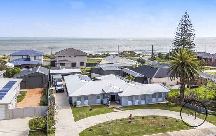 42 Hickman Rd, Silver Sands, WA 6210
