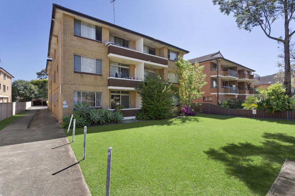 1/22 Clyde St, Granville, NSW 2142