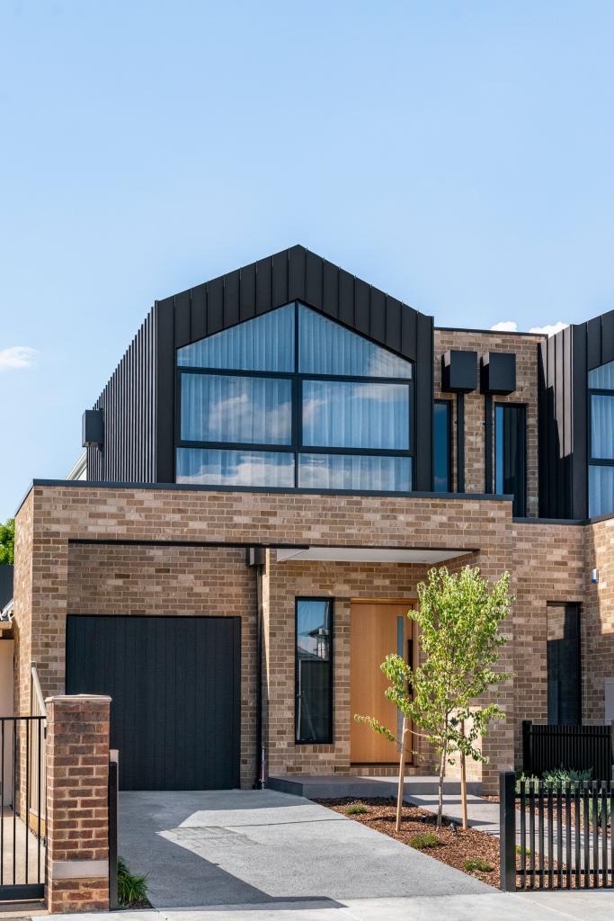 38b Carrington Rd, Reservoir, VIC 3073