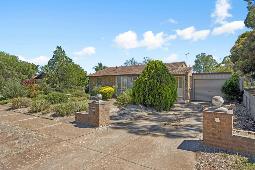 2 Karri St, Munno Para, SA 5115