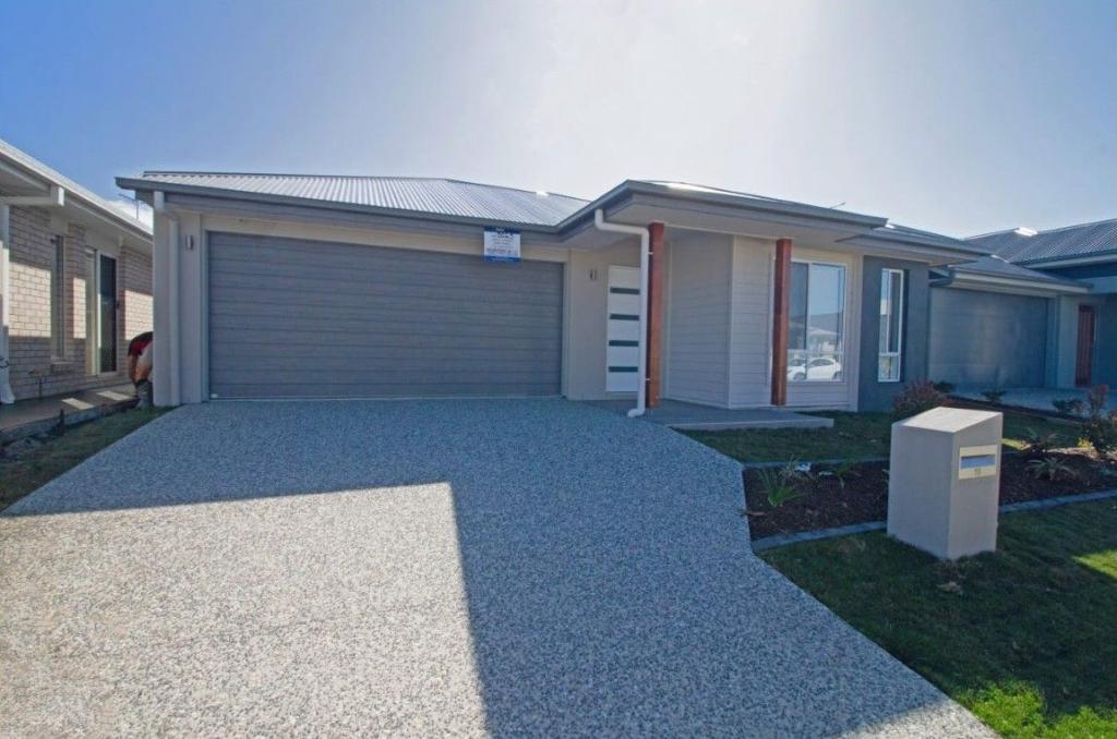 10 Whitsunday St, Newport, QLD 4020