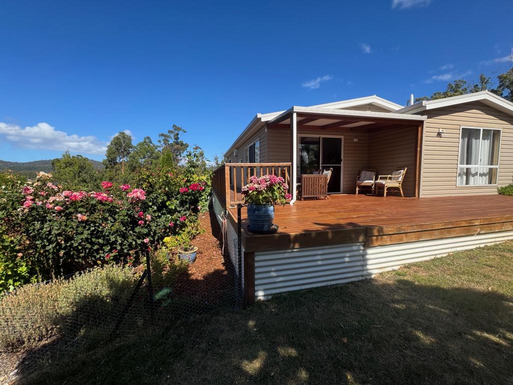 5c Glovers Rd, Deep Bay, TAS 7112