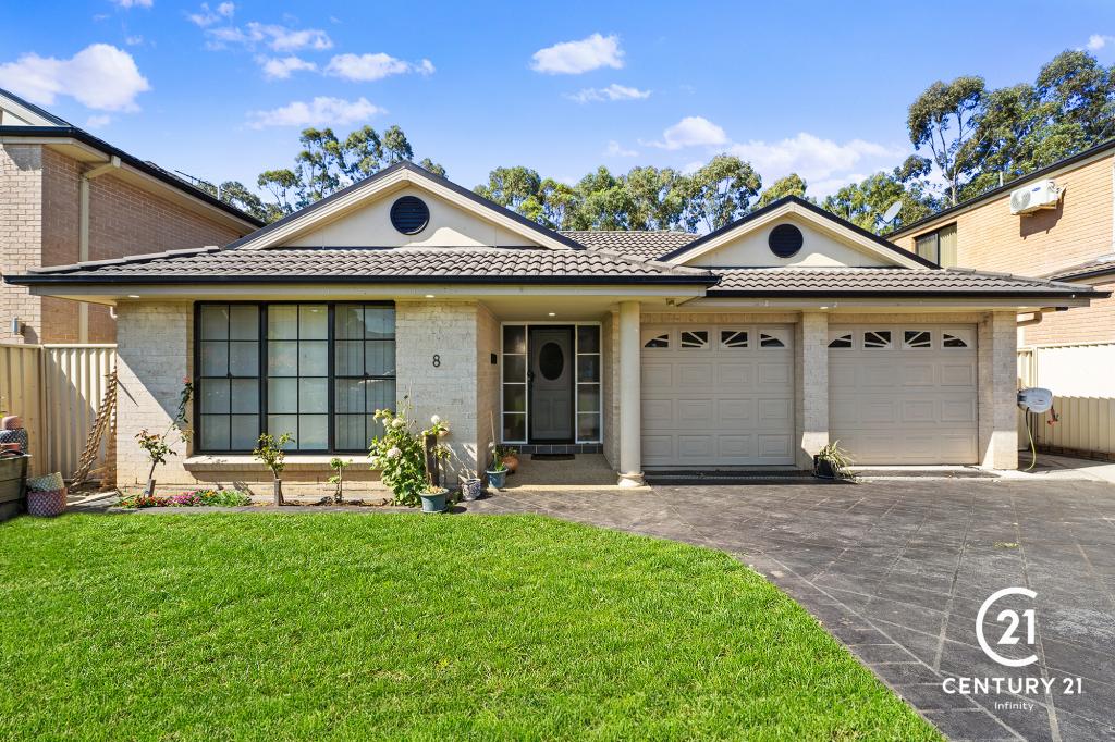 8 TANZANITE ST, QUAKERS HILL, NSW 2763