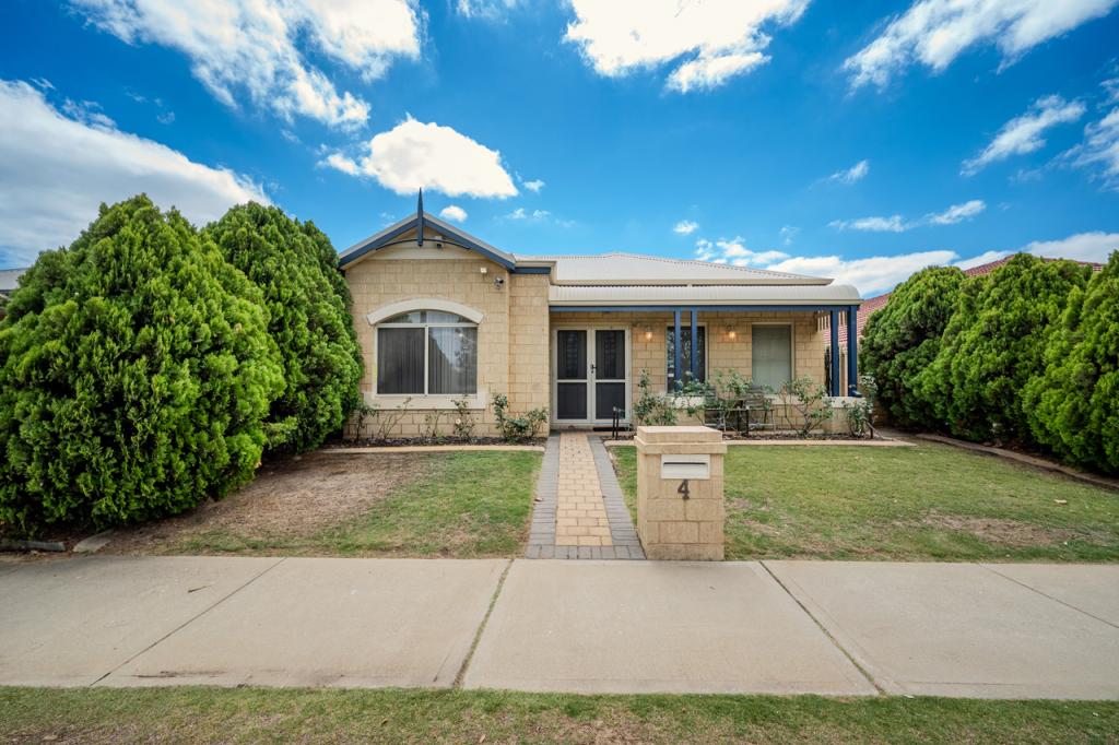 4 Brampton Ave, Butler, WA 6036