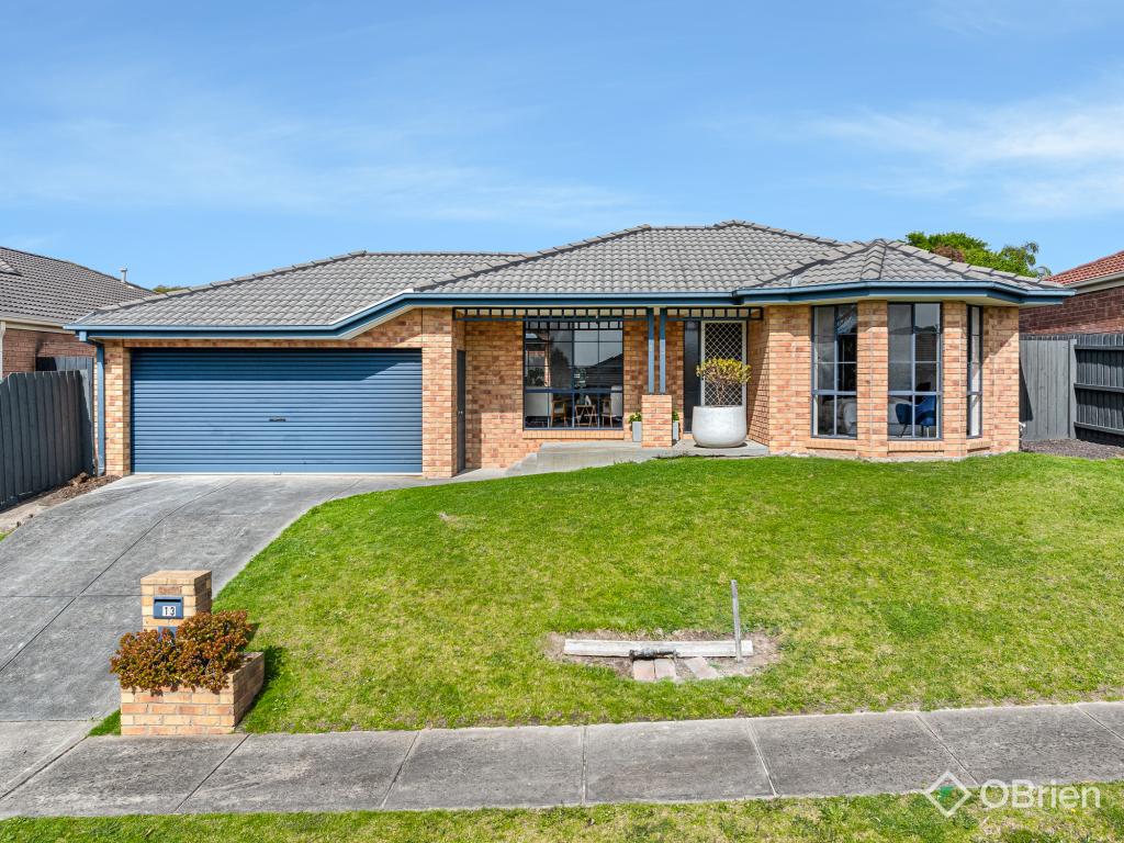 13 Lloyd-Webber Dr, Carrum Downs, VIC 3201