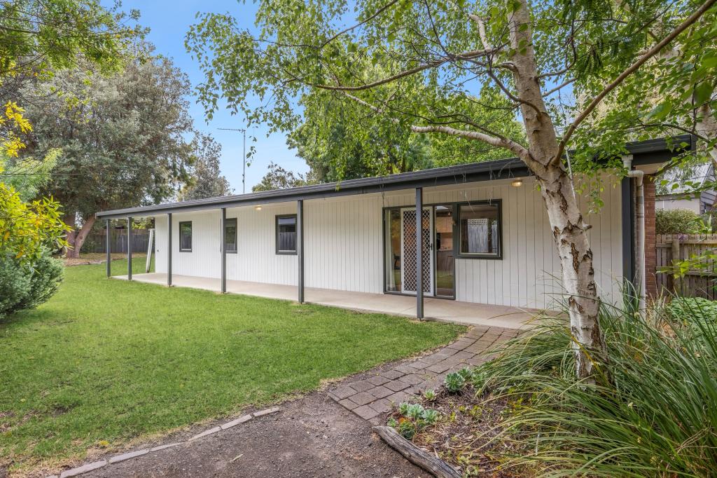 12 HERON CRES, BARWON HEADS, VIC 3227