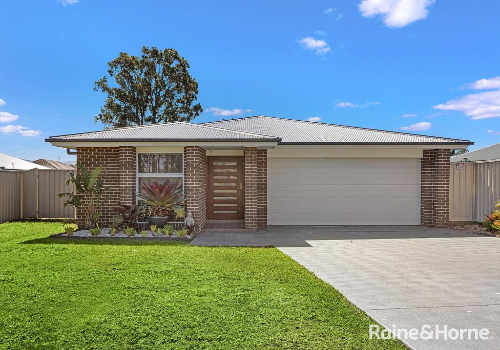 4 Evergreen Pl, South Nowra, NSW 2541