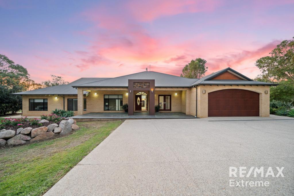 103 Emerald Dr, Carabooda, WA 6033