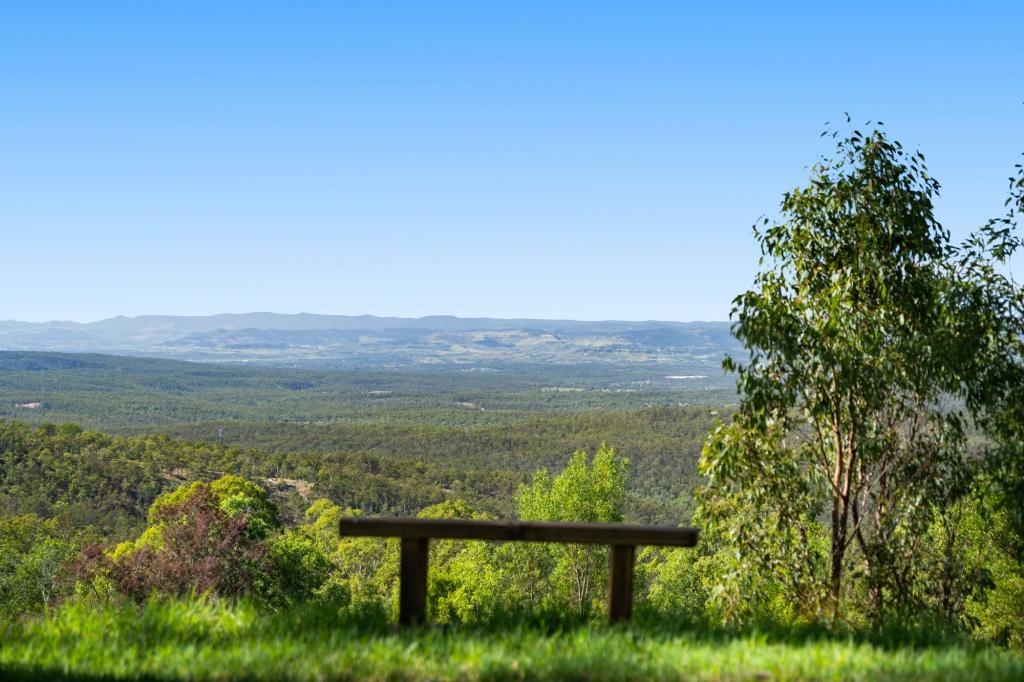 341 Aberdein Rd, Mount Luke, QLD 4352