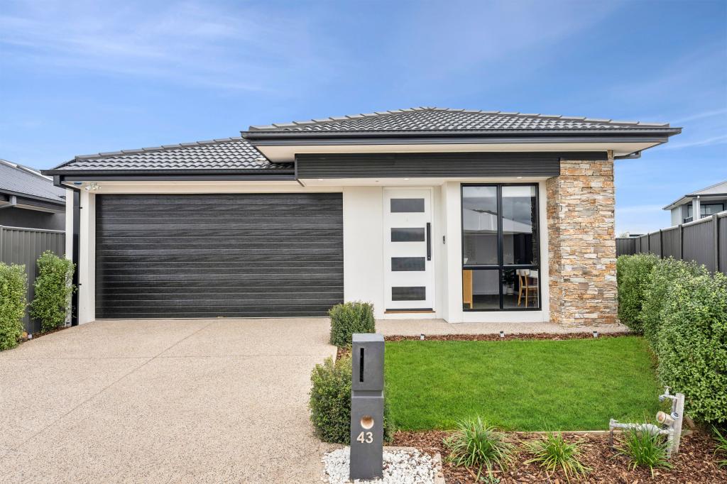 43 Koolah Dr, Lara, VIC 3212