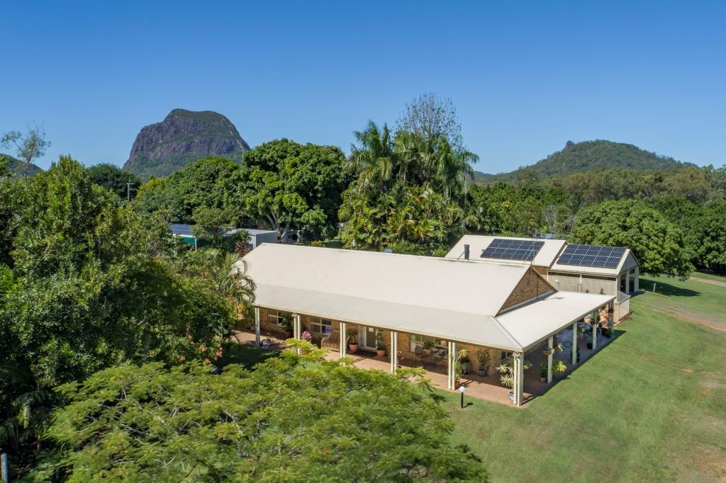 267 Coonowrin Rd, Glass House Mountains, QLD 4518