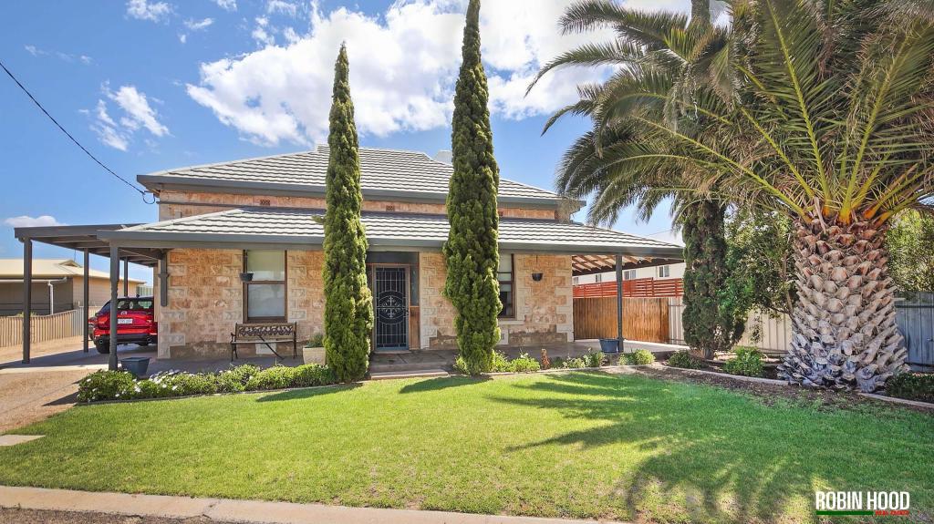 18 Warnes St, Cowell, SA 5602