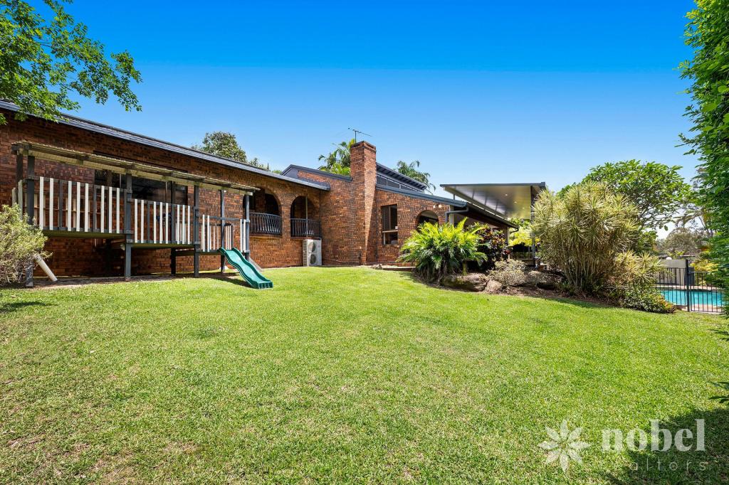 8 Blaxland Ct, Mount Ommaney, QLD 4074