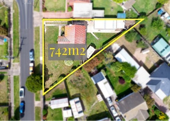 11 MICHIGAN AVE, CORIO, VIC 3214