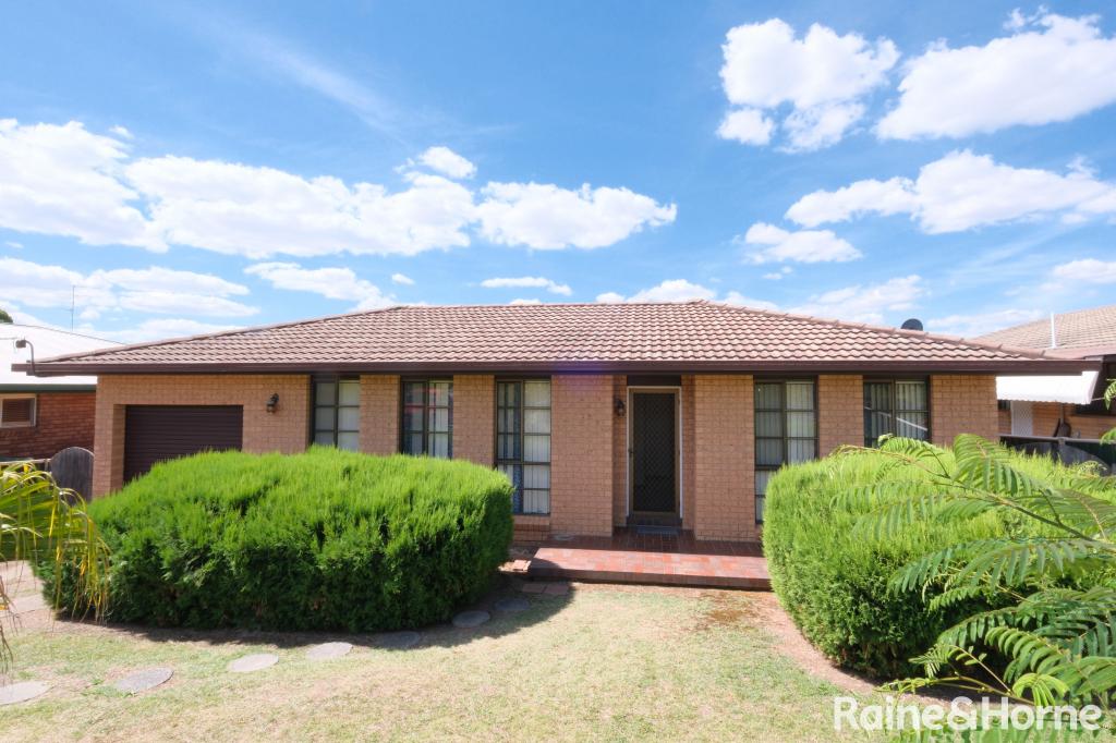 5 Jacaranda Cres, Inverell, NSW 2360