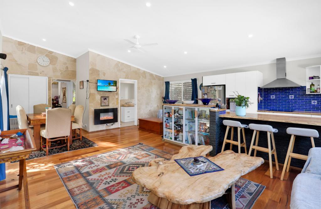 2/22 Samarinda Way, Point Lookout, QLD 4183