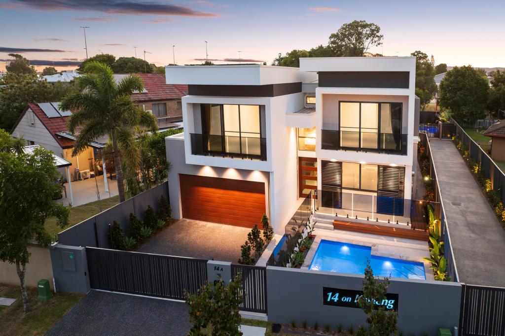 14a Kavieng Cres, Runaway Bay, QLD 4216