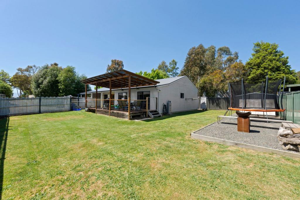 133b Highton Lane, Mansfield, VIC 3722