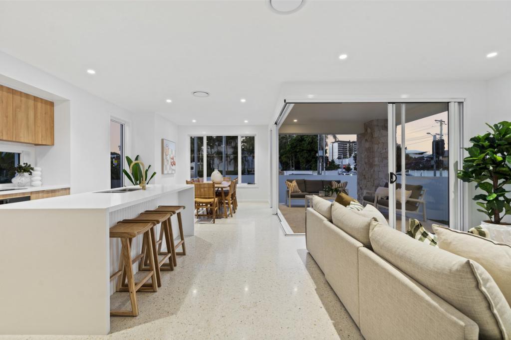 41 Nineteenth Ave, Palm Beach, QLD 4221