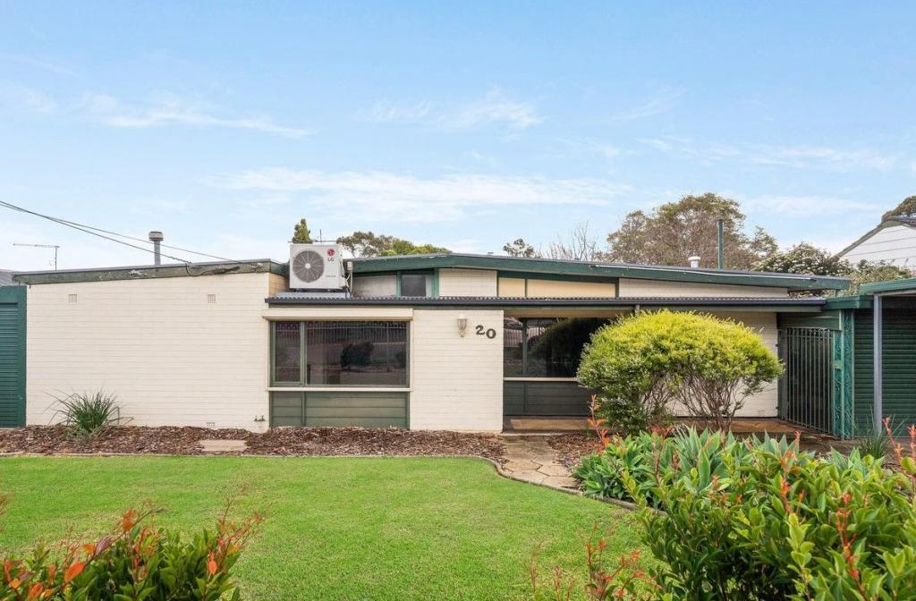 20 Rowe St, Para Hills, SA 5096