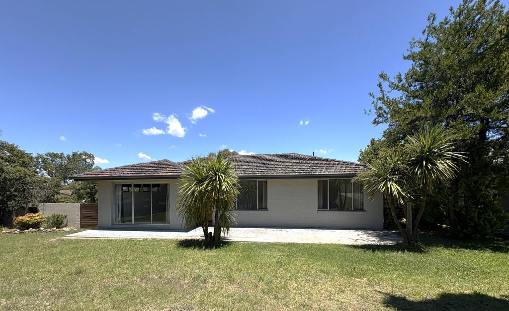 8 Gordon St, Armidale, NSW 2350