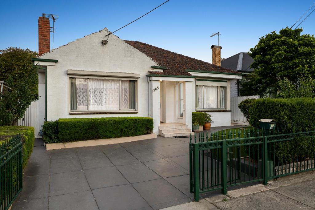 305 Mitcham Rd, Mitcham, VIC 3132