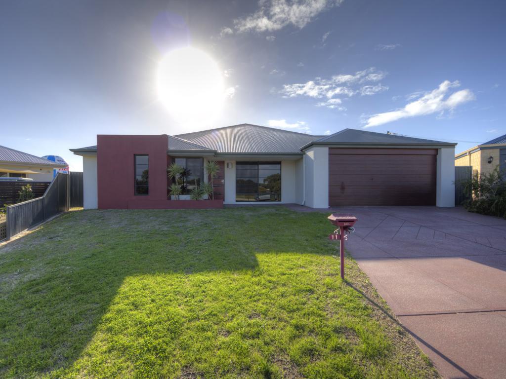 11 BENBULBEN RISE, YANCHEP, WA 6035