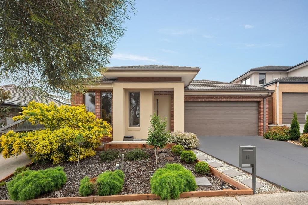 11 Kumalie Dr, Doreen, VIC 3754