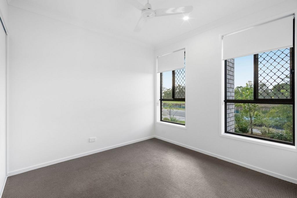 2/10 Derwent St, Plainland, QLD 4341