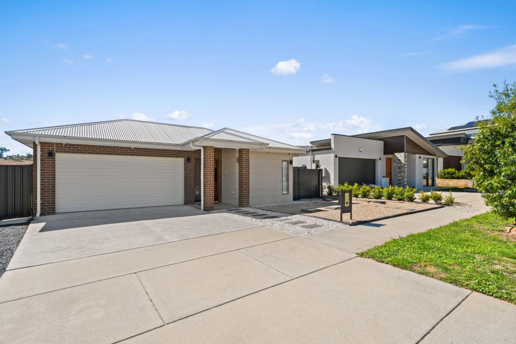 18 Shillam Ch, Whitlam, ACT 2611